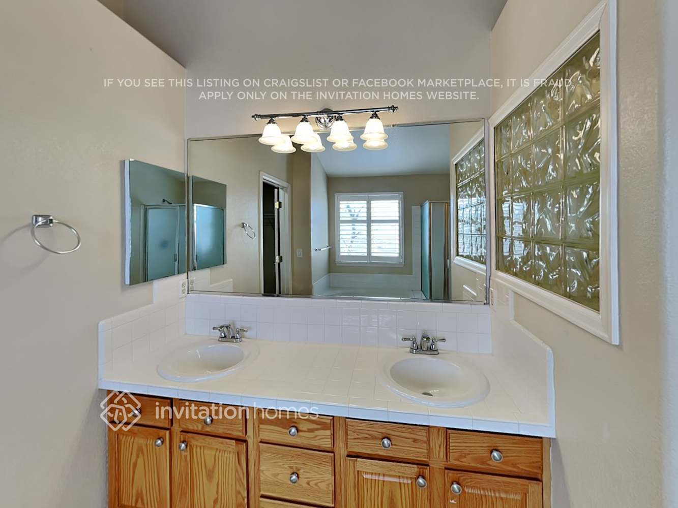 Building Photo - 9822 Chadwick Way
