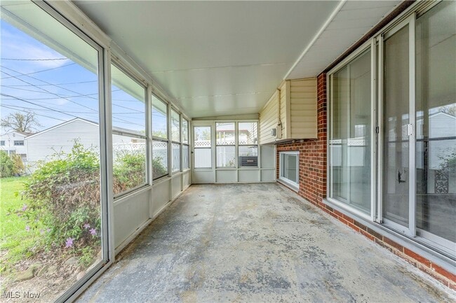 Building Photo - 14208 Sheldon Blvd
