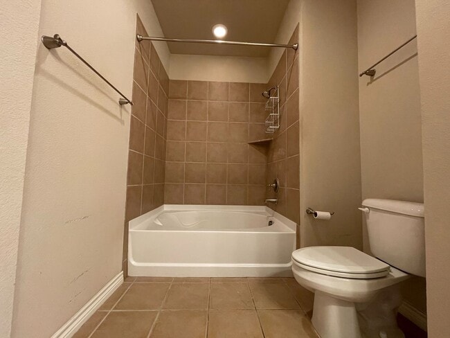 Building Photo - Westview Condo's