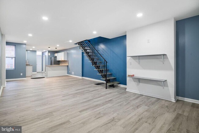 Building Photo - 15 N Edgewood St