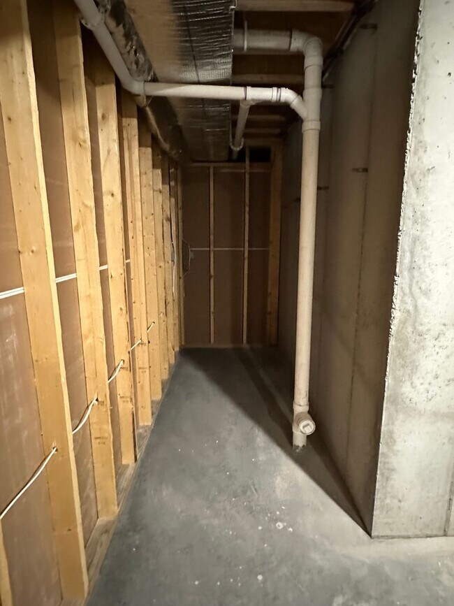 Building Photo - NEW CONSTRUCTION 5 Bed 3 Bath w/ Walk Out Basement Waynesville School District