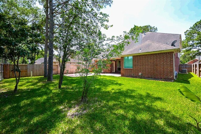 Building Photo - 18018 Somerset Knolls Ct