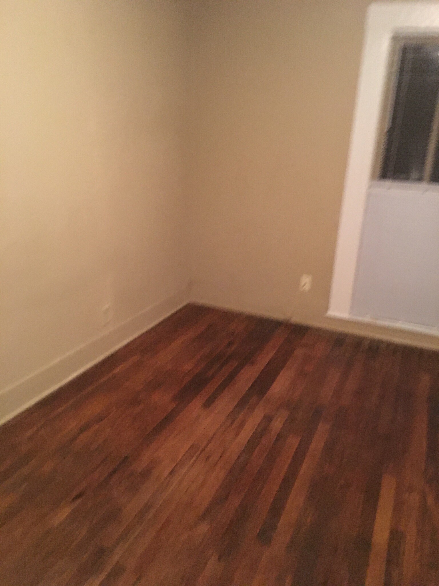 Building Photo - 208 Muller St