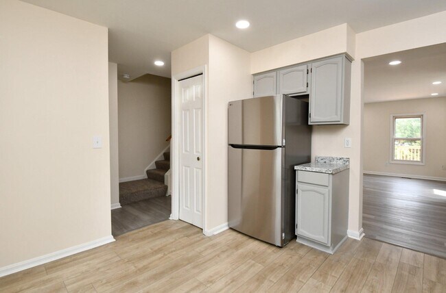 Building Photo - 10709 Gideon Ct