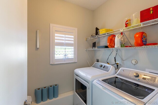 Building Photo - 14593 Drafthorse Ln