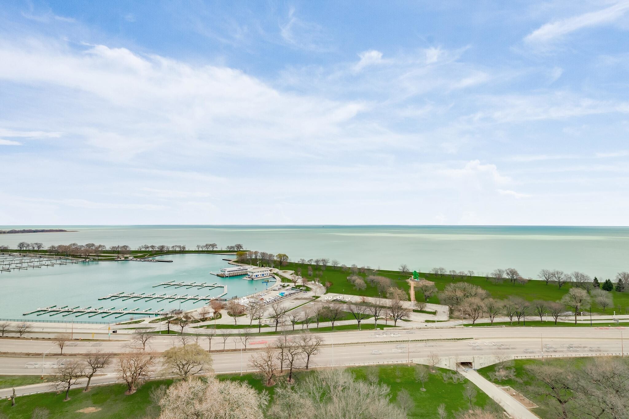 Building Photo - 3100 N Lake Shore Dr
