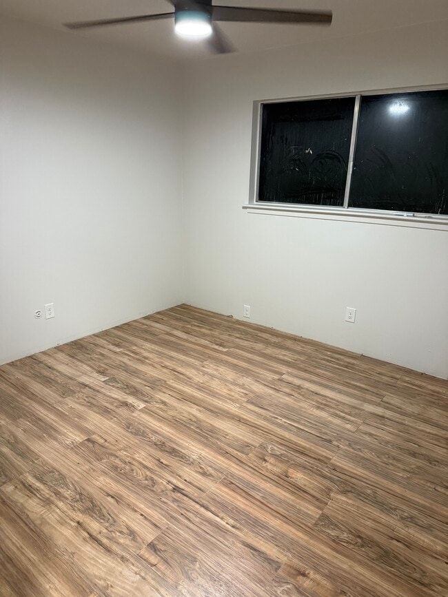 Building Photo - Humphrey St