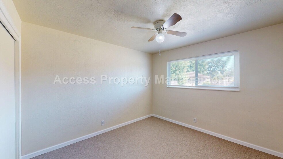 Building Photo - 145 Marilyn Ave
