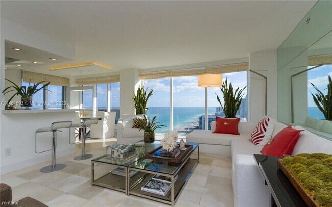 Building Photo - 3 br, 3 bath Condo - 4775 Collins Ave Apt ...