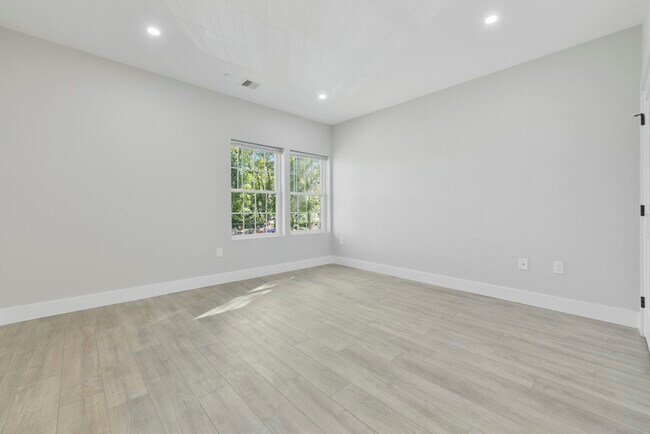 Building Photo - 1180 Great Plain Ave