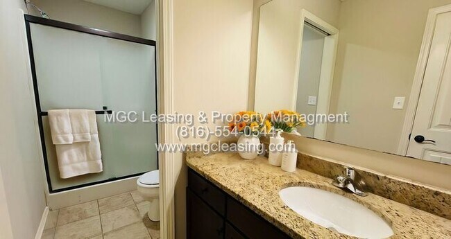 Building Photo - LUXURY BALTIMORE TOWNHOME IN THE NORTHLAND!