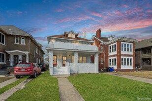 Building Photo - 1526 Virginia Park St