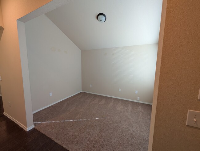 Building Photo - 5810 Durrill St