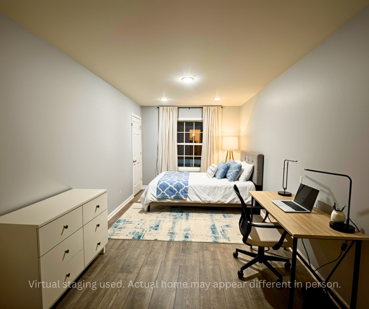 Building Photo - 615 5th Ave E