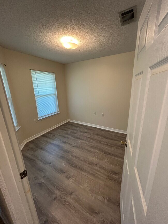 Bedroom 1 - 1311 Jasper St