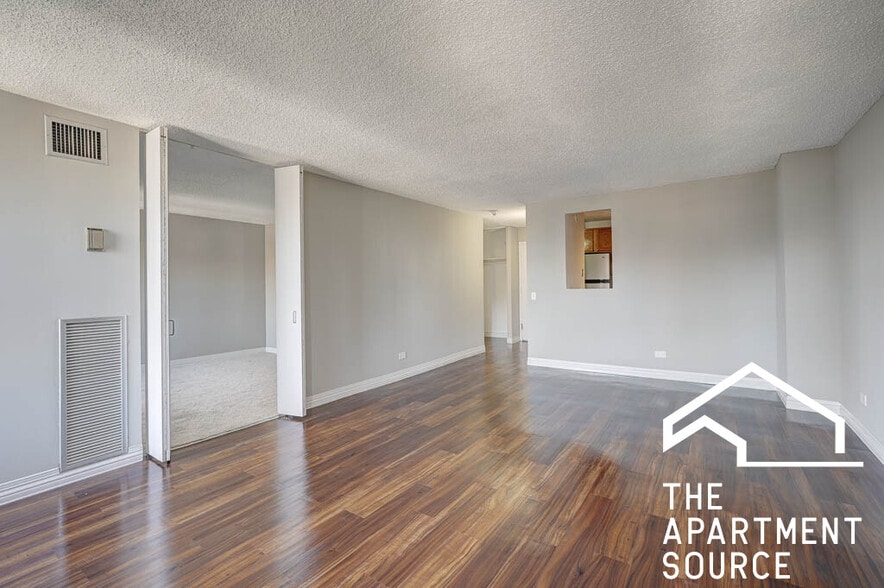 Building Photo - 120 W Chestnut St