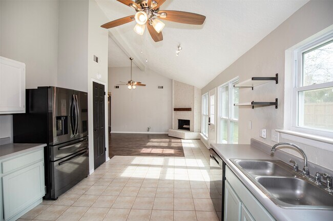 Building Photo - 5617 Fresh Meadow