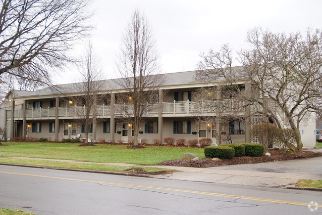 Building Photo - 1972 White Pond Dr