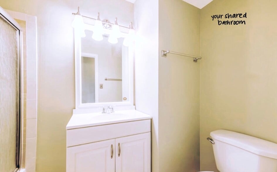 You will share this full bathroom with one other housemate. - 4767 Kandel Ct