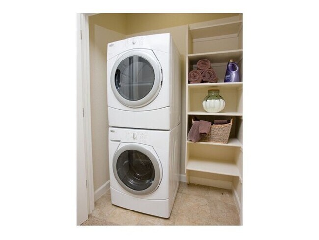 Building Photo - WY1431