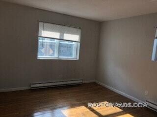 Building Photo - 5 Waldemar Ave