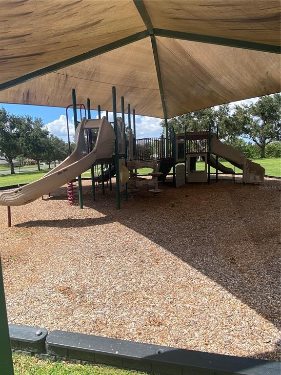 Building Photo - 611 1st Cape Coral Dr