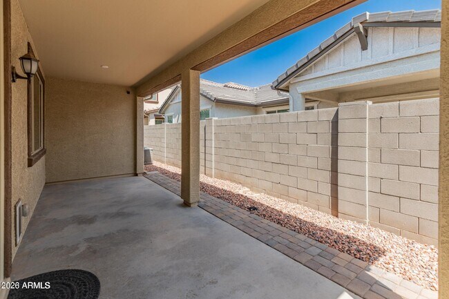 Building Photo - 16209 W La Ventilla Way
