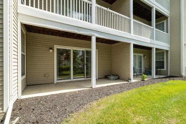 Building Photo - 2906 N Knightsbridge Cir