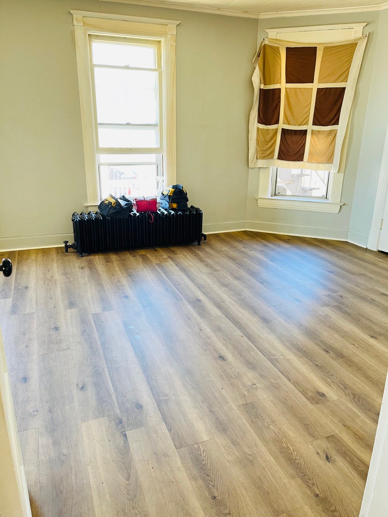 Bedroom 2 - 527 S Oak Ave