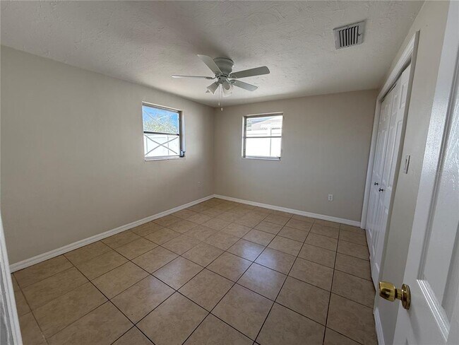 Building Photo - 6627 Jackson St