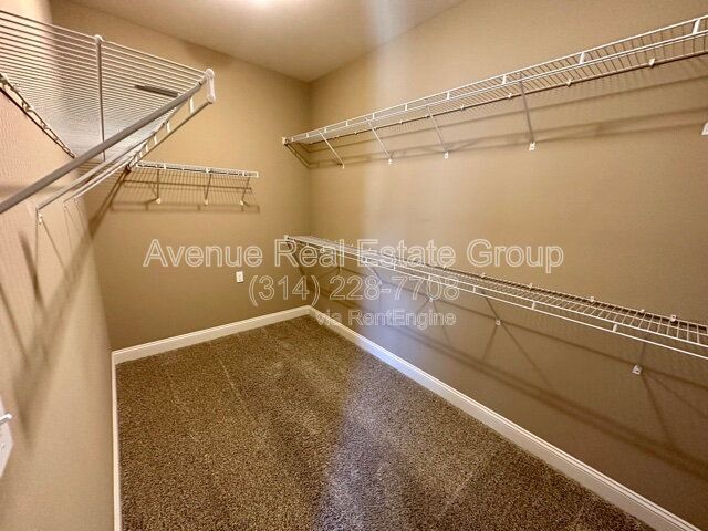 Building Photo - 304 Dalton Ct