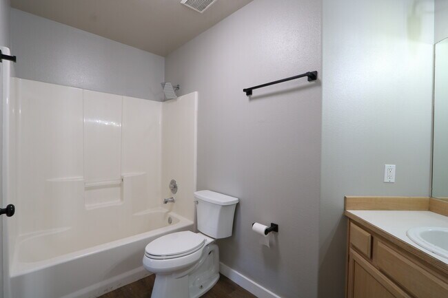 Building Photo - 9663 N Ptarmigan Dr