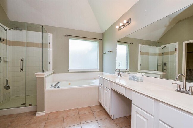 Building Photo - 24019 Hackberry Creek Dr