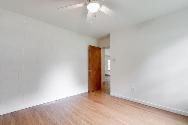 Building Photo - CHARMING 3-BEDROOM CEDAR SIDED RANCH HOUSE -Available