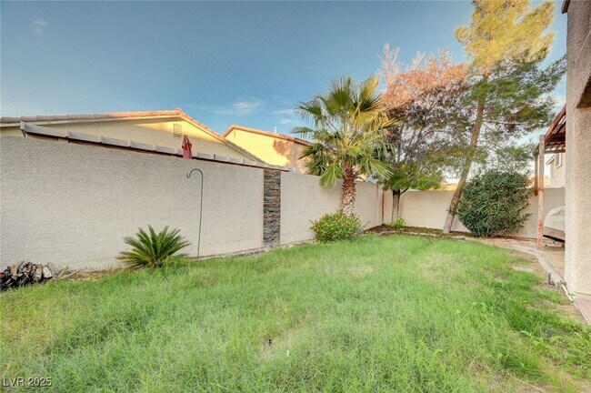 Building Photo - 4328 Desert Home Ave