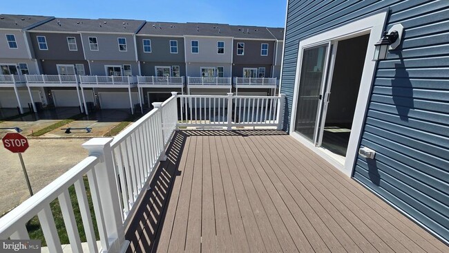 Building Photo - 1230 Red Clover Ln