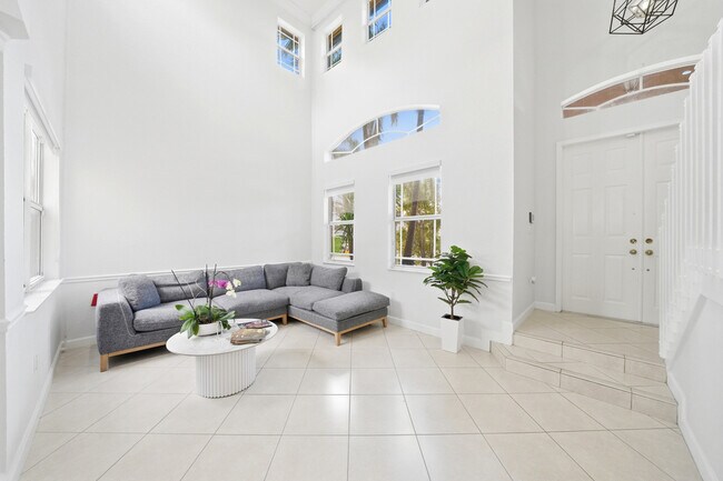 Building Photo - 16372 SW 62nd Ter