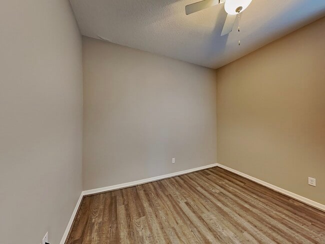 Building Photo - 2131 Lacosta Pl