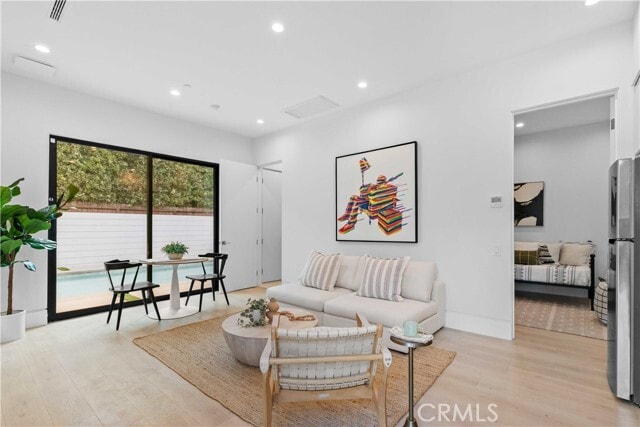 Building Photo - 4532 Katherine Ave