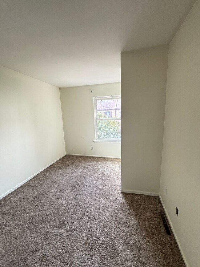 Building Photo - 3 bedroom Home for rent - Allentown