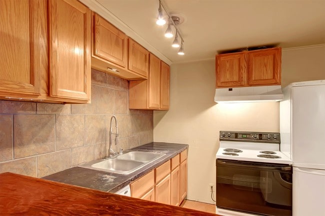 Building Photo - 5608 236th St SW