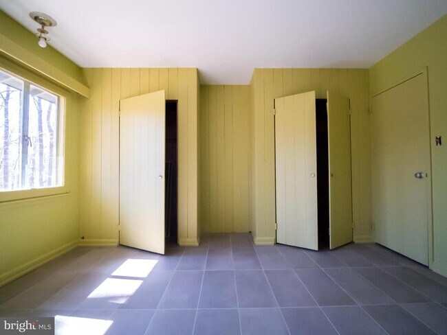 Building Photo - 4313 Woodlark Dr