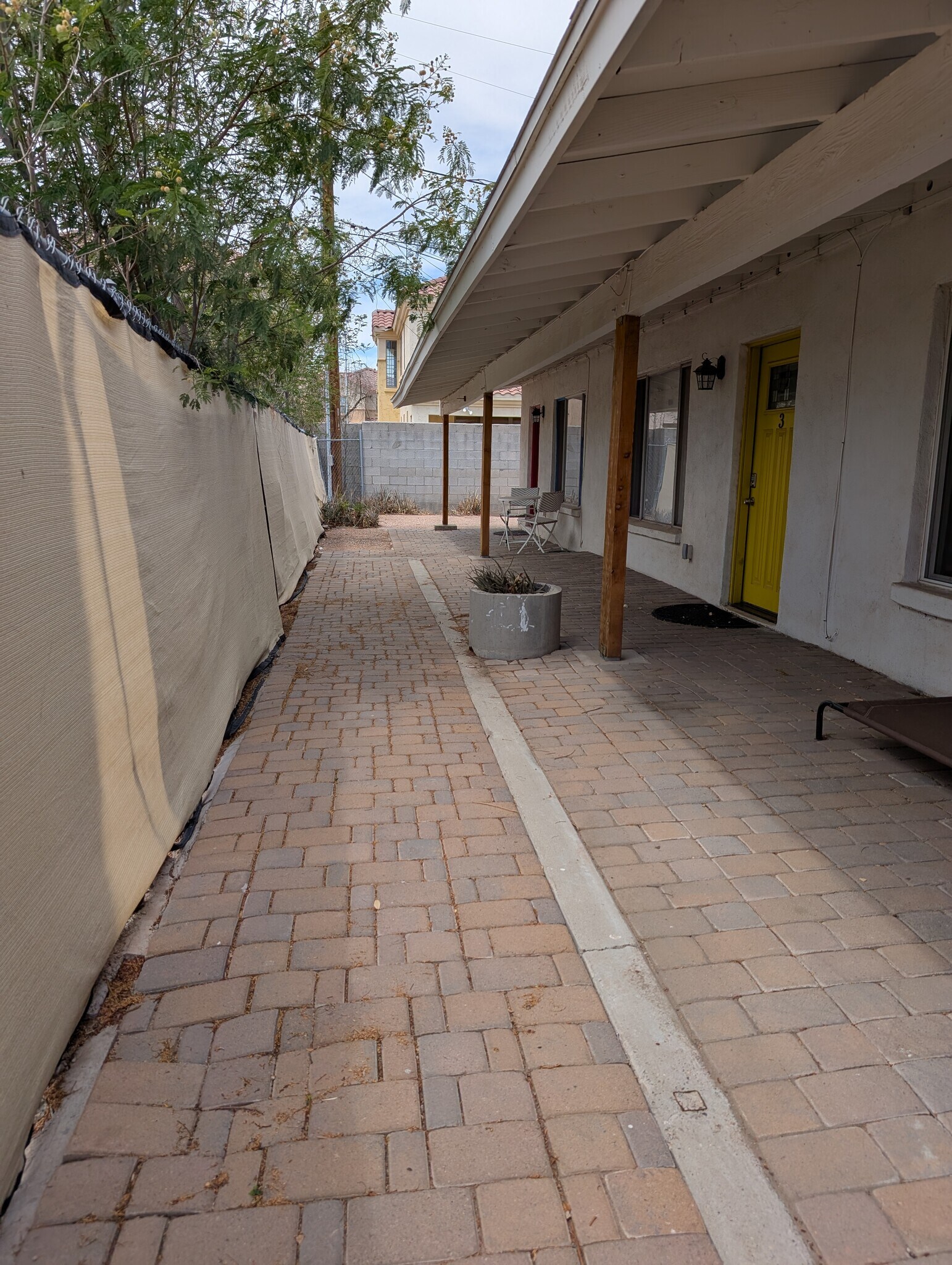 Building Photo - 1418 S Stanley Pl