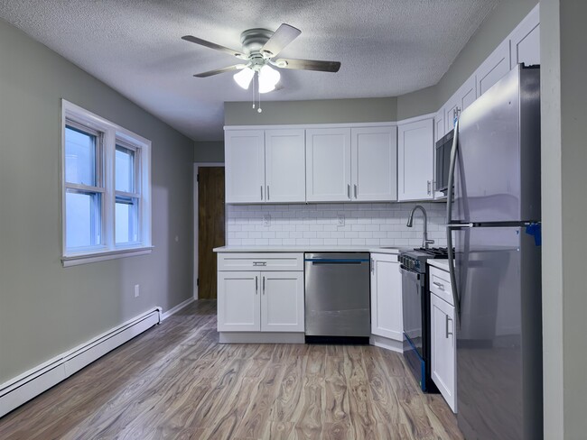 Building Photo - 340 Broadway