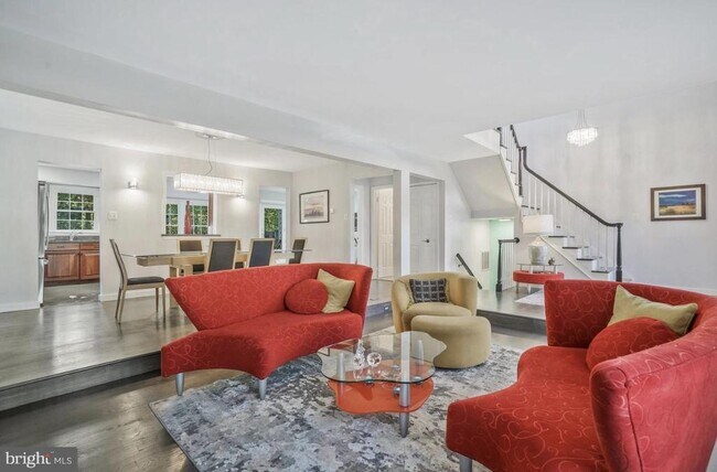 Building Photo - 9801 Burke Pond Ln