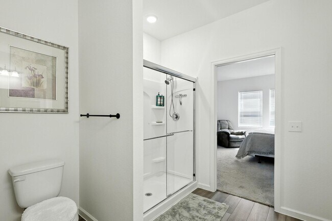 Building Photo - 5830 Capri Frst Dr