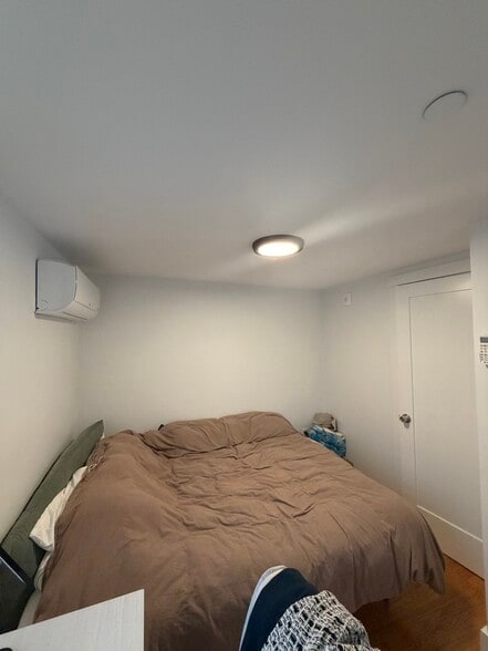 Building Photo - 140 Prospect St