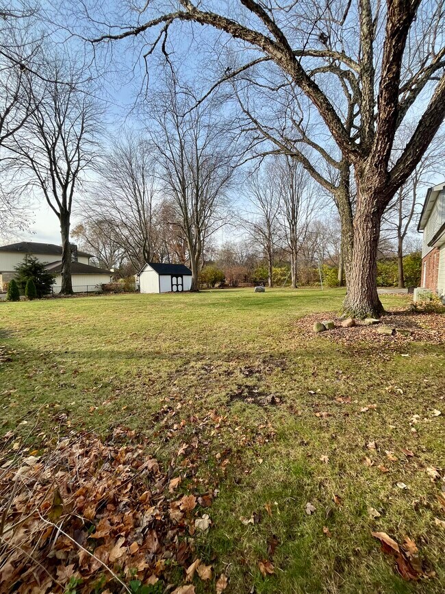 Building Photo - 3803 Brunswick Dr