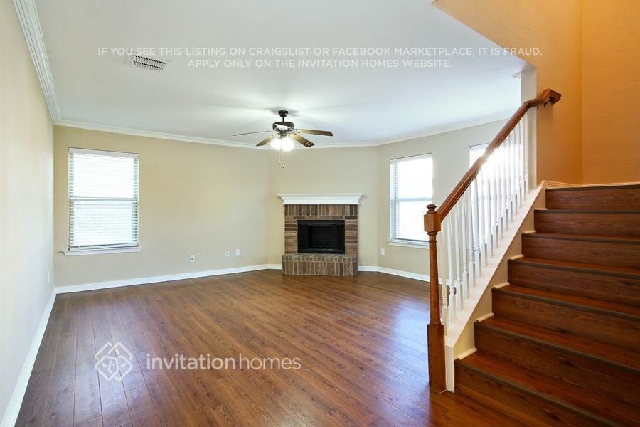 Building Photo - 2206 Brandy Dr