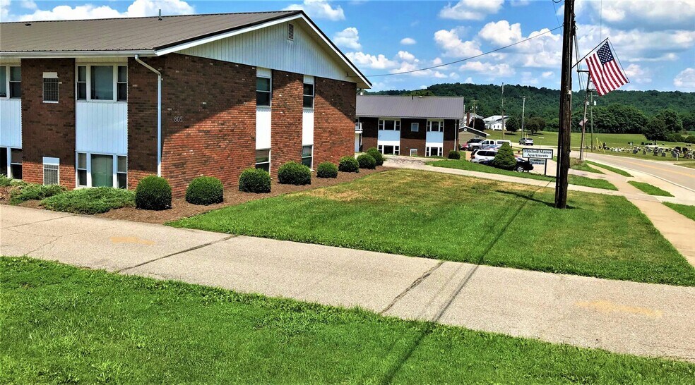 Building Photo - 805 Mitchell Ave